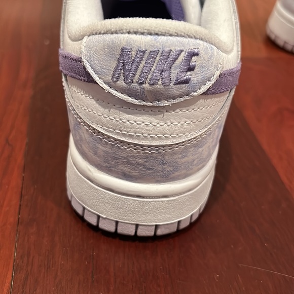 Nike Dunk Low’s OG Purple Pulse shoes - Picture 4 of 9
